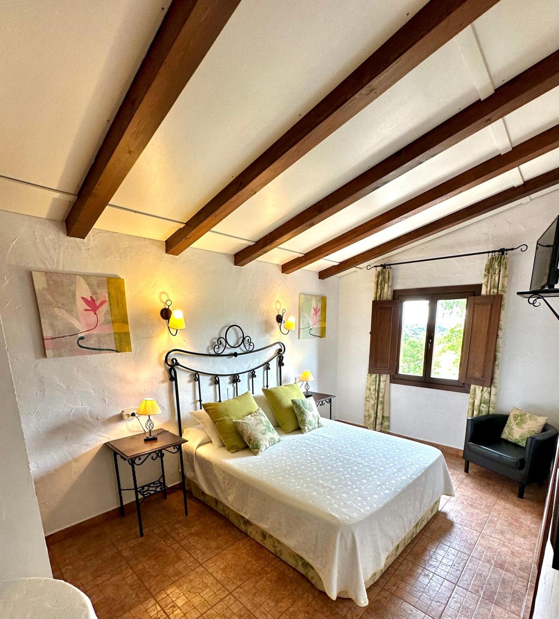 Hotel Rural La Paloma Villanueva de Tapia Buitenkant foto